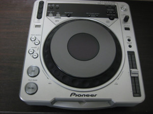 Pioneer-CDJ-800MK2